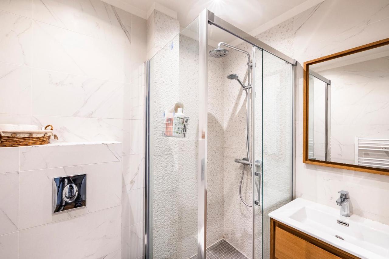 Ciseaux 3F - Saint Germain Des Pres - Bail Mobilite Apartment Paris Exterior photo